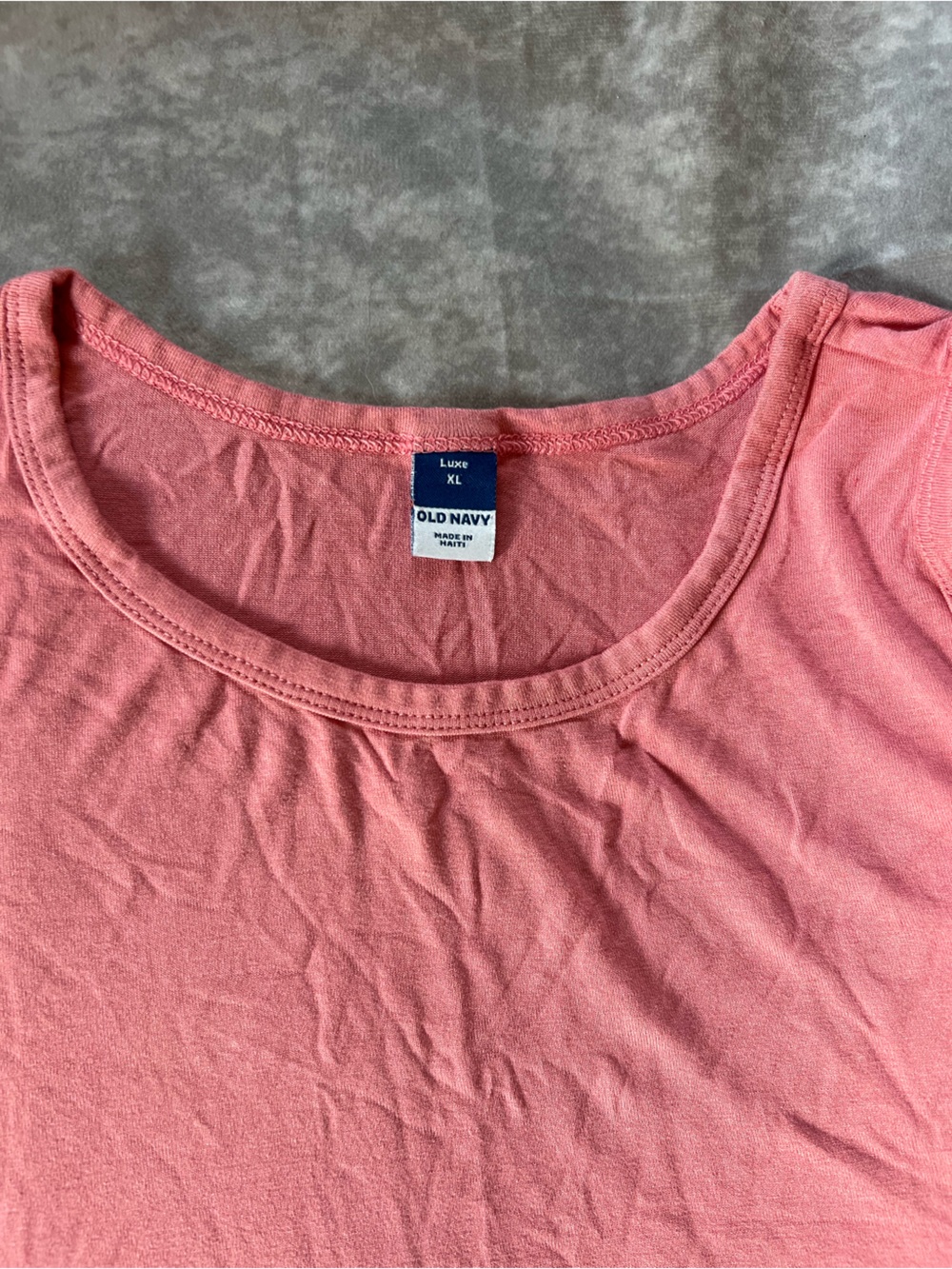 3 piece bundle of Old Navy tank tops - Picture 11 of 16